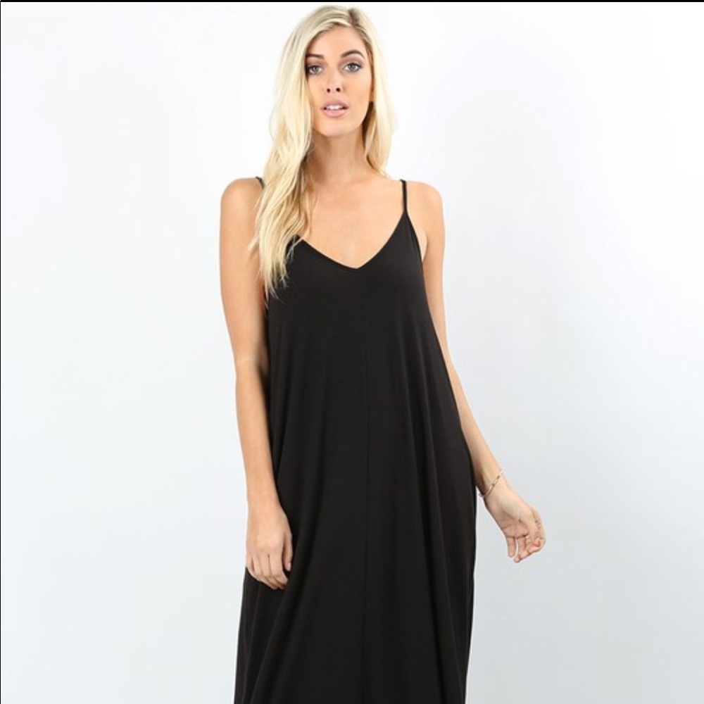 🍍🍍Black Tank V-neck Maxi Dress with Pockets - Picture 2 of 3